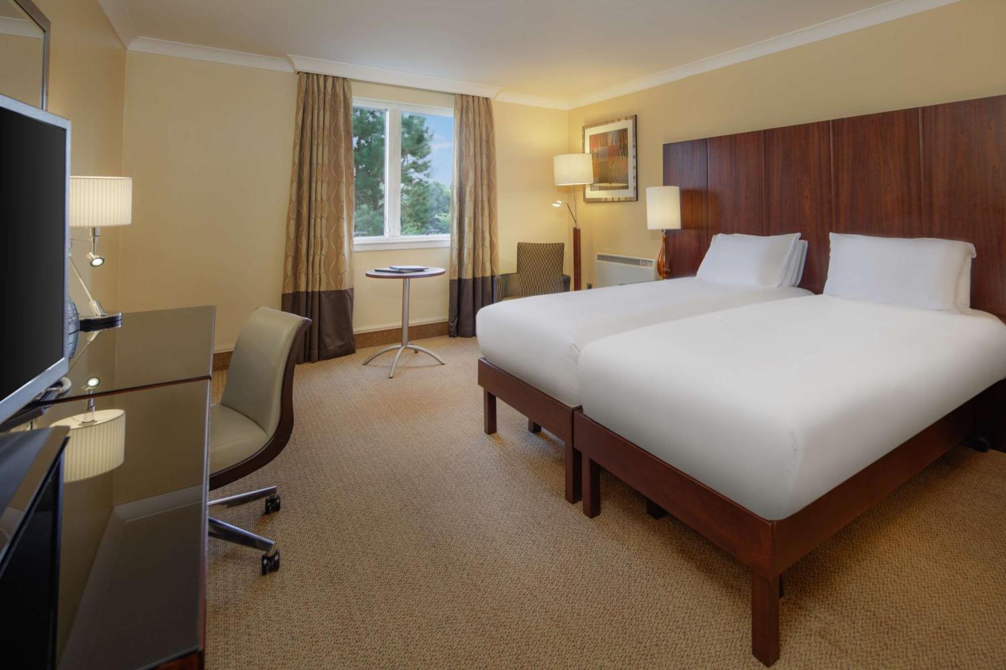 Doubletree By Hilton Belfast Templepatrick Otel Dış mekan fotoğraf